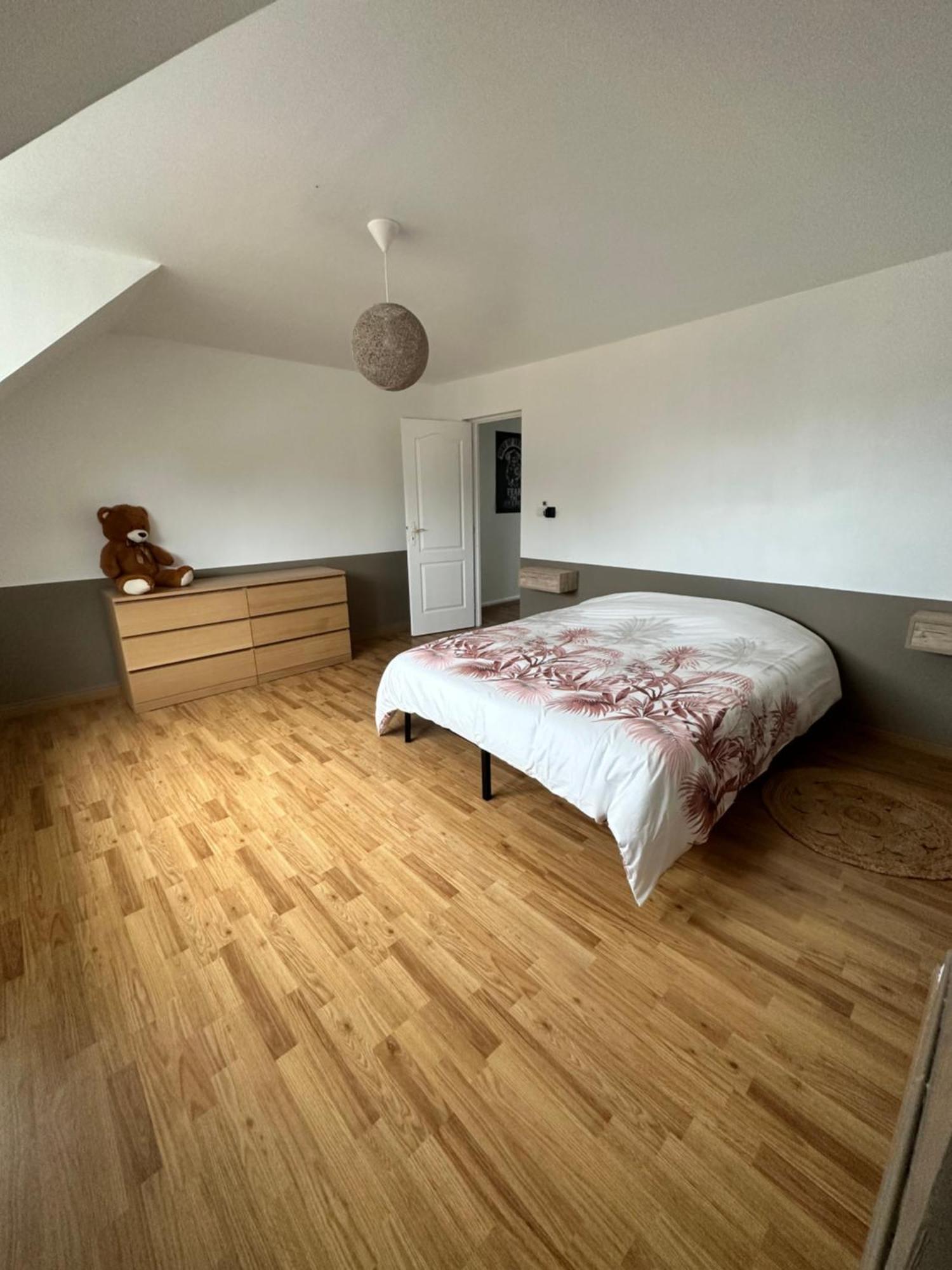 Appartement Calme, Spacieux Et Chic En Centre Ville ! Calais Bagian luar foto