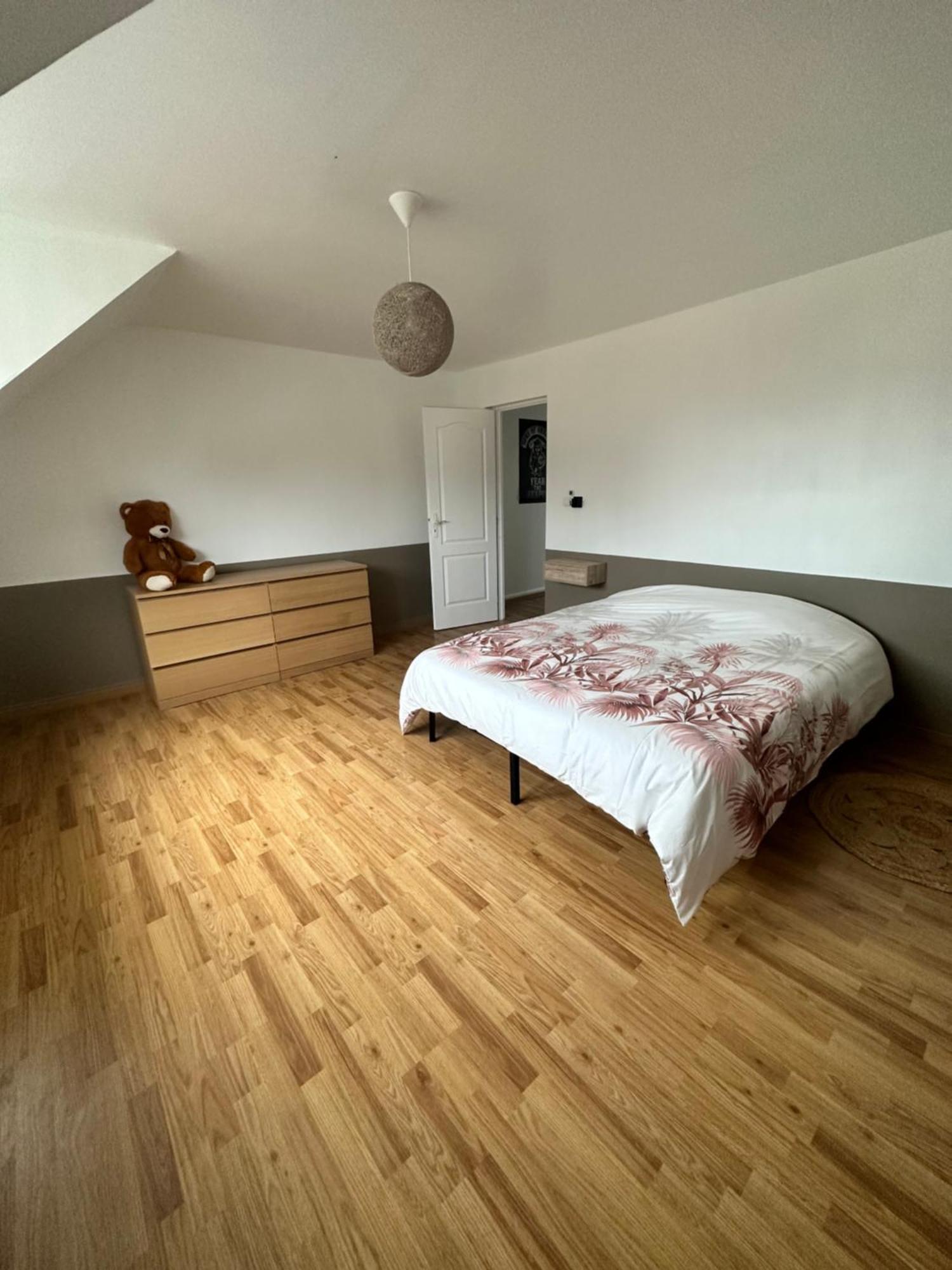 Appartement Calme, Spacieux Et Chic En Centre Ville ! Calais Bagian luar foto