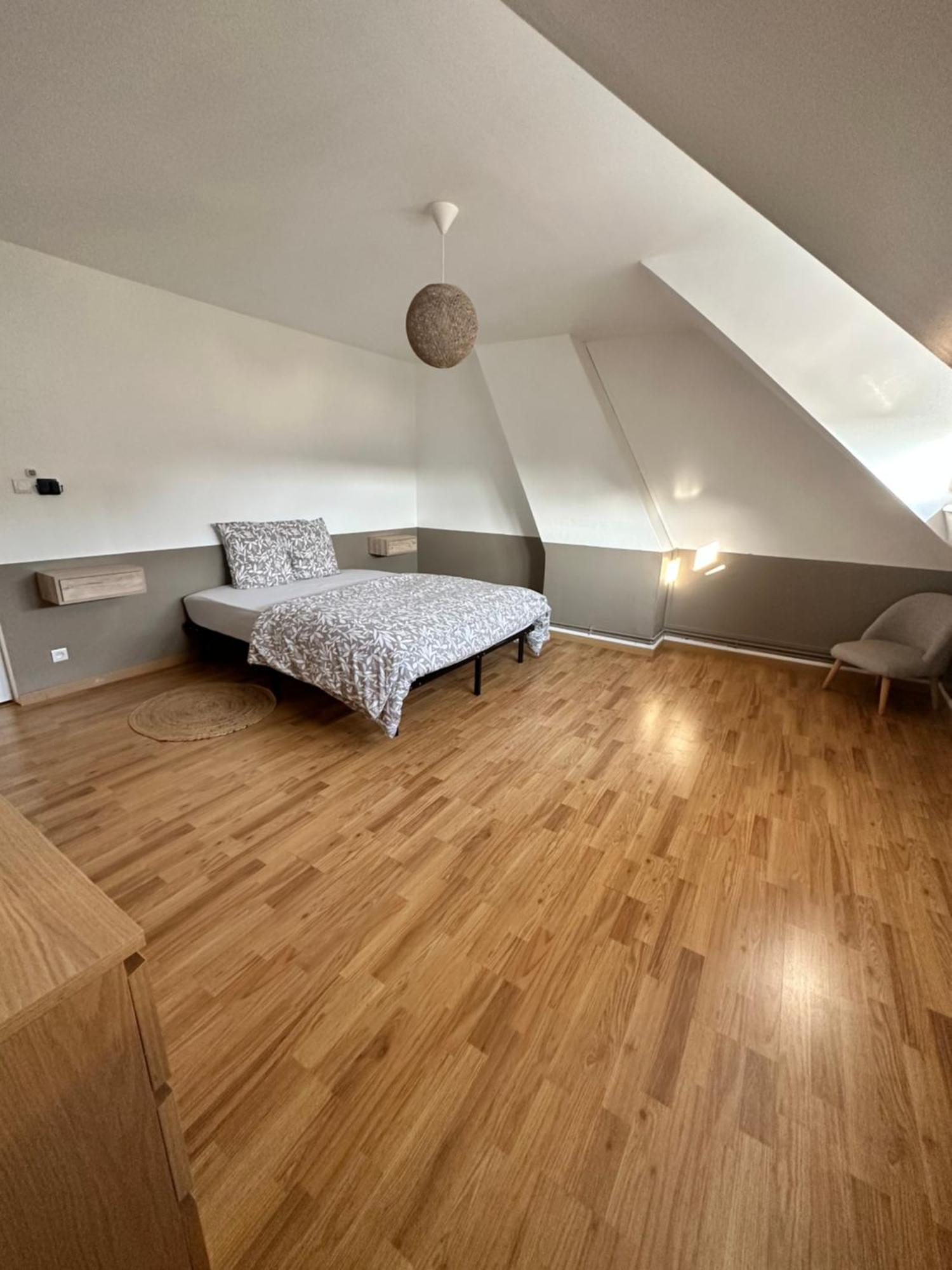 Appartement Calme, Spacieux Et Chic En Centre Ville ! Calais Bagian luar foto